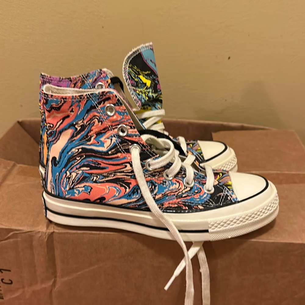 Marble swirled converse sneaker